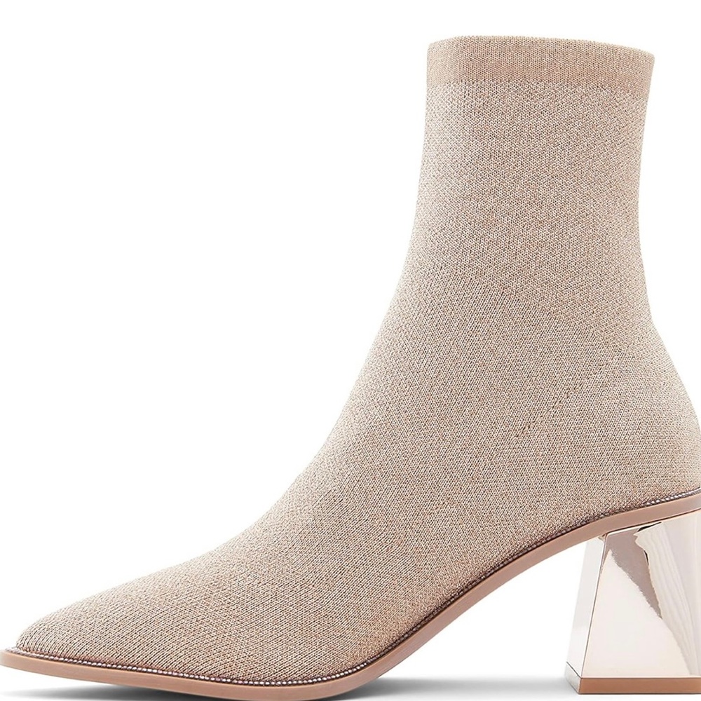 NEW - ALDO Woman’s Galalith Ankle Boots Size 8